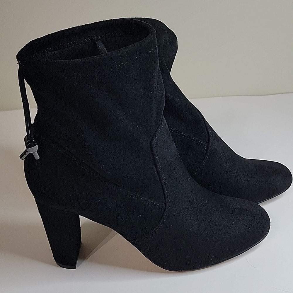 EXPRESS FAUX SUEDE BLACK ANKLE BOOTS LIKE NEW SZ 10